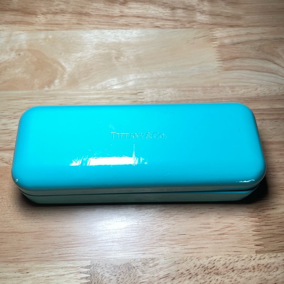 Tiffany & Co.‎ Sunglasses Case - Picture 2 of 12